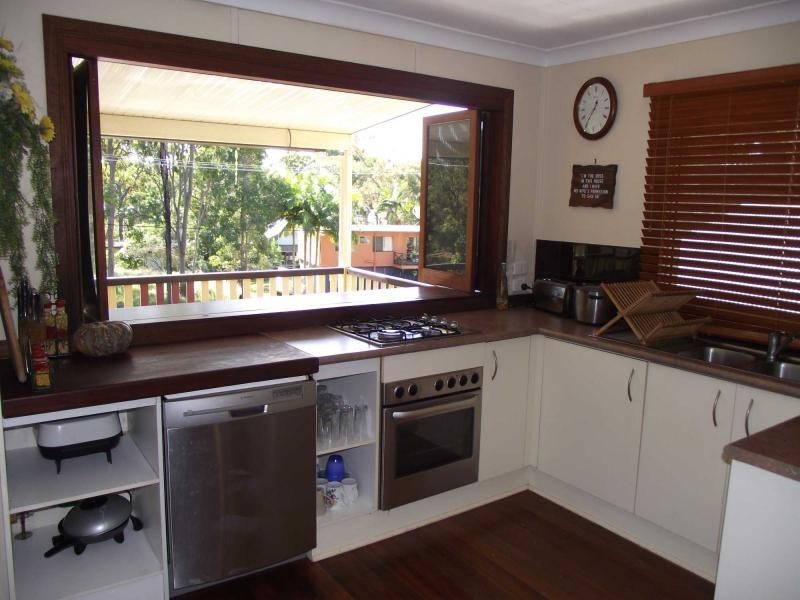 10 Double Bay Street, Macleay Island QLD 4184