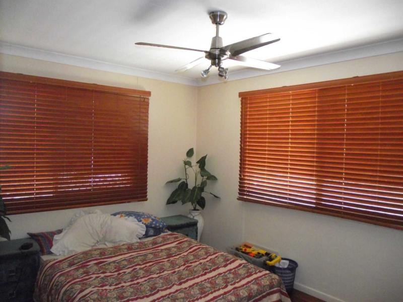 10 Double Bay Street, Macleay Island QLD 4184