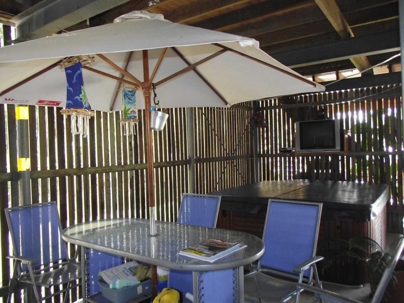 10 Double Bay Street, Macleay Island QLD 4184