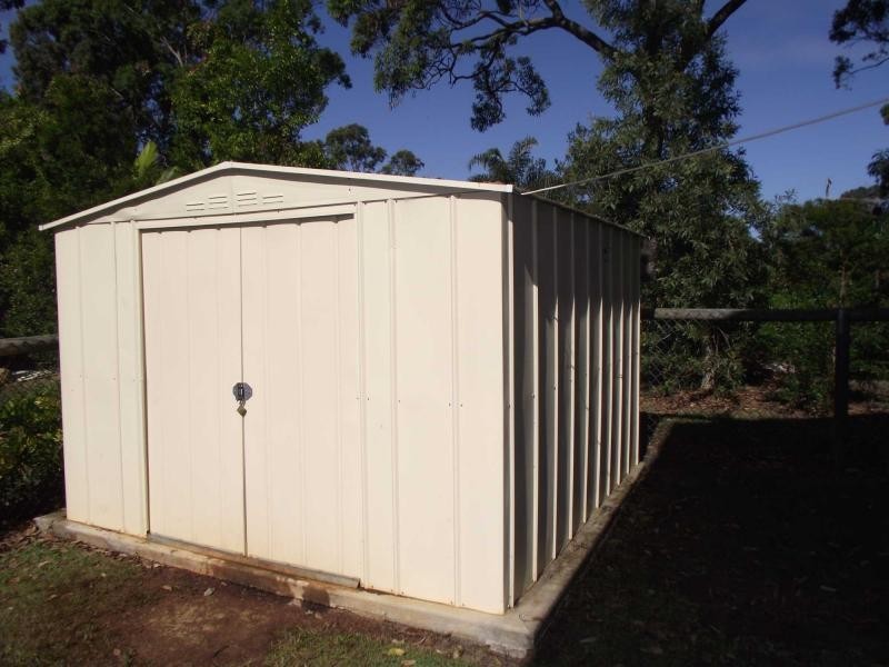 10 Double Bay Street, Macleay Island QLD 4184