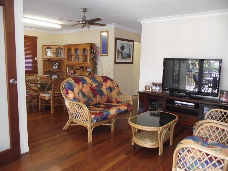 10 Double Bay Street, Macleay Island QLD 4184