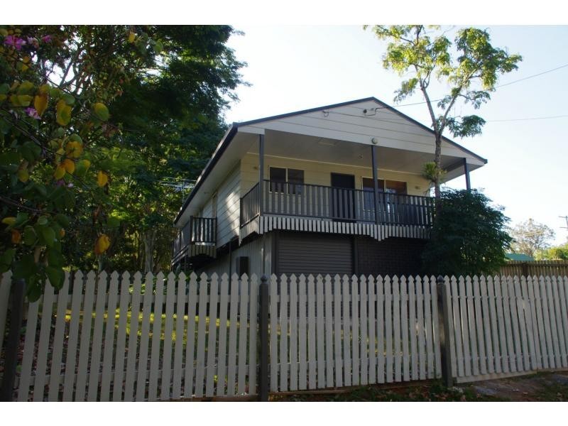 5 Nectar Street, Lamb Island QLD 4184