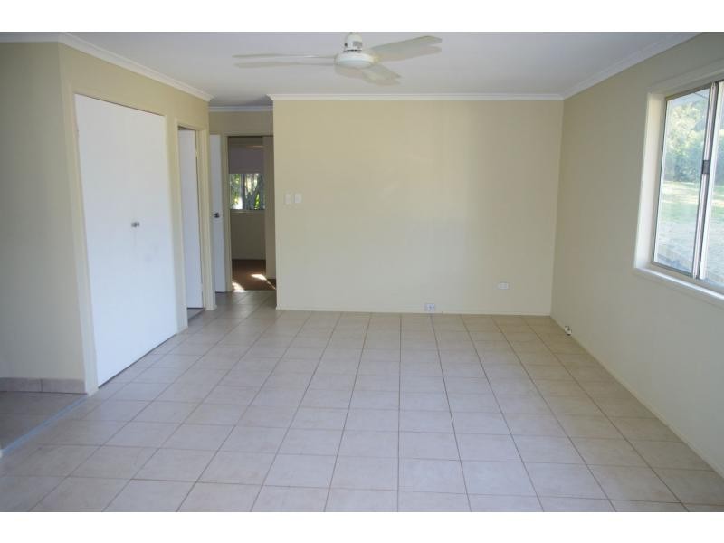 5 Nectar Street, Lamb Island QLD 4184