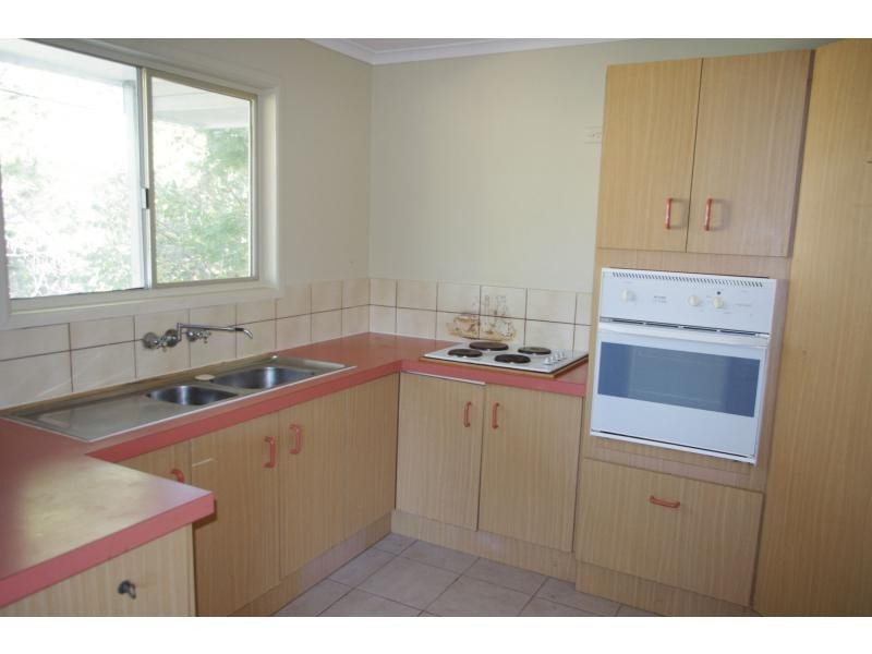 5 Nectar Street, Lamb Island QLD 4184