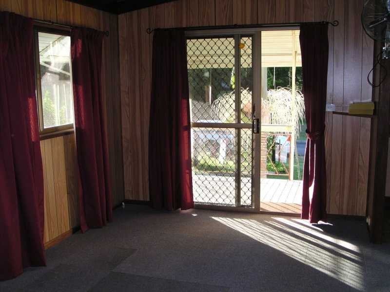 24 Udara Street, Macleay Island QLD 4184