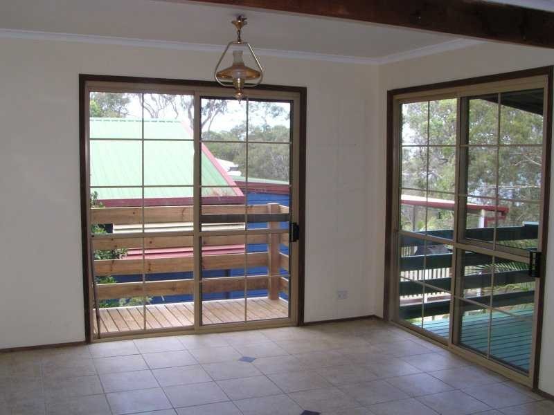 15 Golden Sands Boulevard, Macleay Island QLD 4184