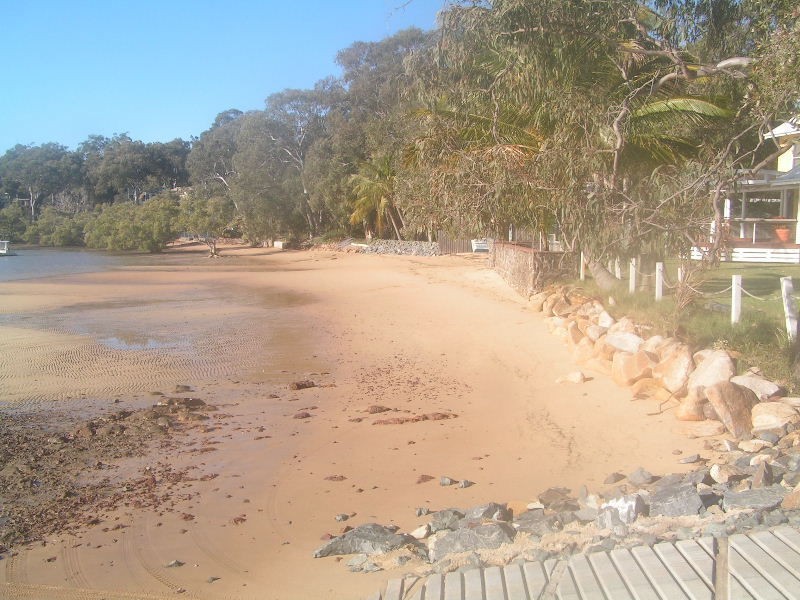 19 Dalpura Street, Macleay Island QLD 4184