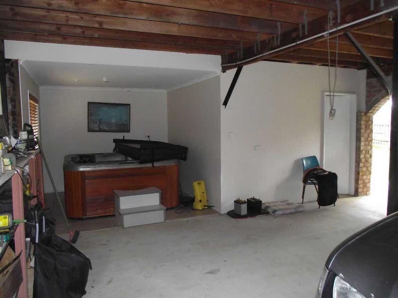 30 Perulpa Drive, Lamb Island QLD 4184