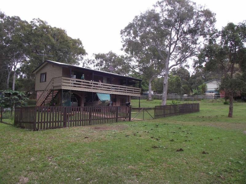 30 Perulpa Drive, Lamb Island QLD 4184