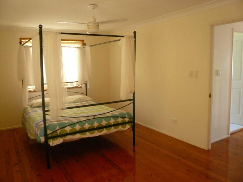42 Timothy Street, Macleay Island QLD 4184