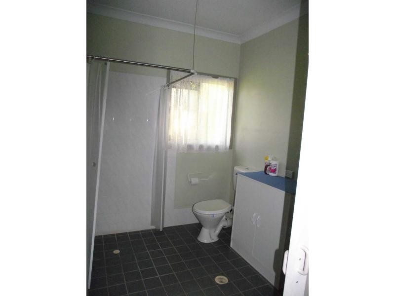 34 Noyes Parade, Karragarra Island QLD 4184