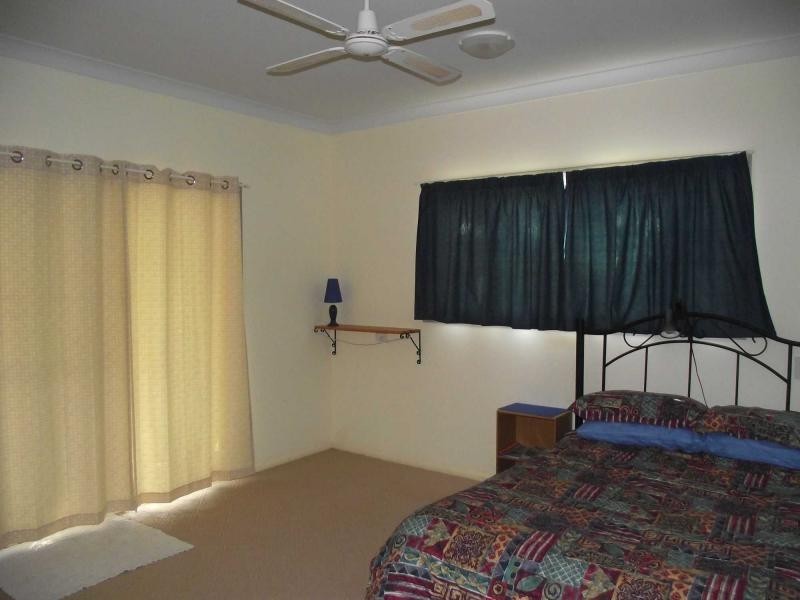 34 Noyes Parade, Karragarra Island QLD 4184