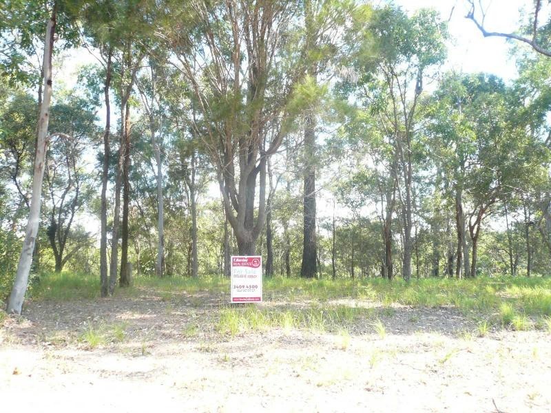 36 Calm Waters Crescent, Macleay Island QLD 4184