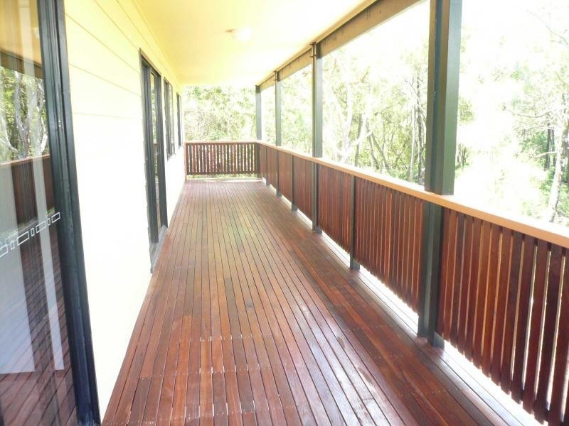 27 Beelong Street, Macleay Island QLD 4184