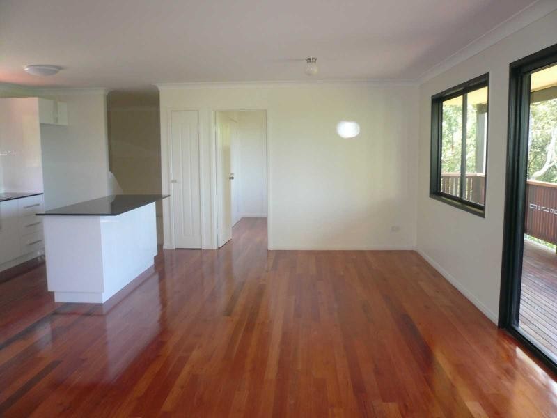 27 Beelong Street, Macleay Island QLD 4184