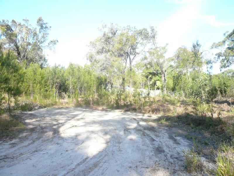 24 Wake Street, Macleay Island QLD 4184