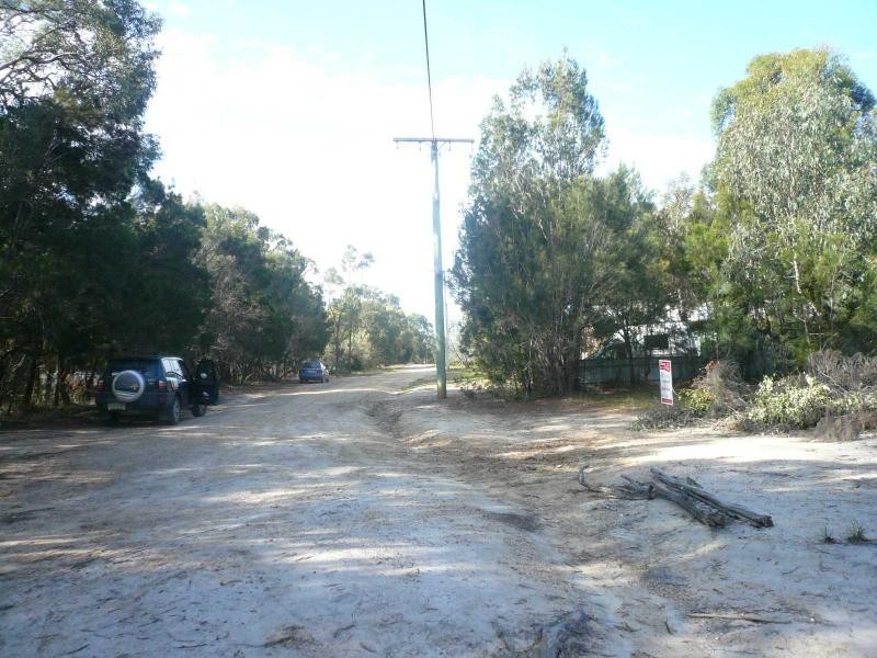 24 Wake Street, Macleay Island QLD 4184