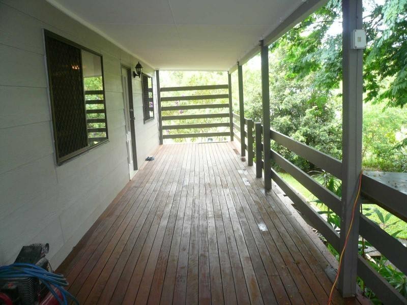 4 Wanda Street, Macleay Island QLD 4184