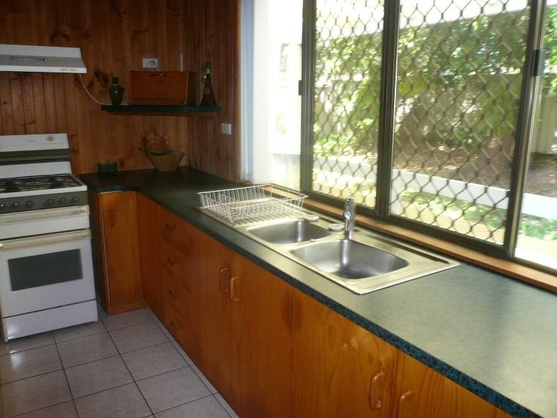 4 Wanda Street, Macleay Island QLD 4184