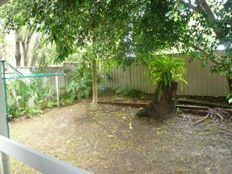 4 Wanda Street, Macleay Island QLD 4184