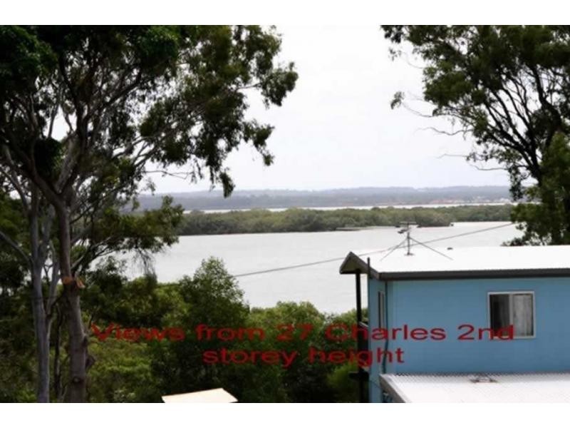 27 Charles Terrace, Macleay Island QLD 4184