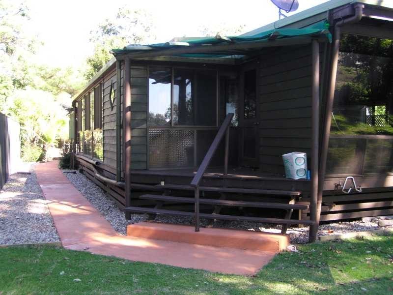 3 Treasure Island Avenue, Karragarra Island QLD 4184