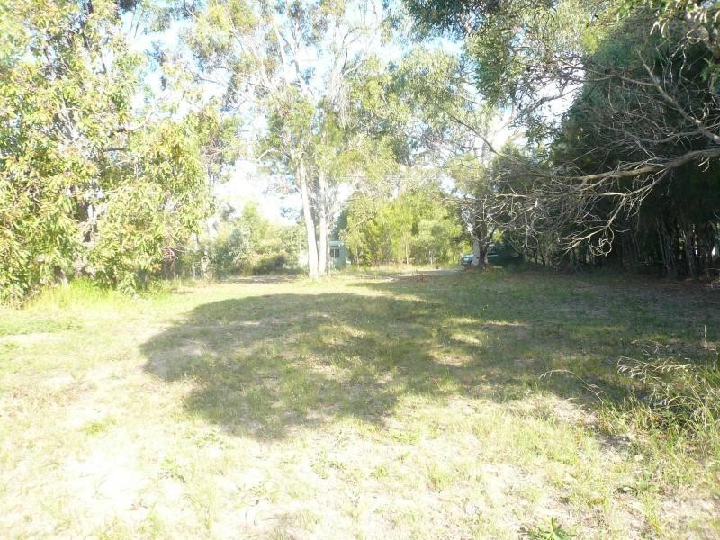 21 Pelican Street, Macleay Island QLD 4184
