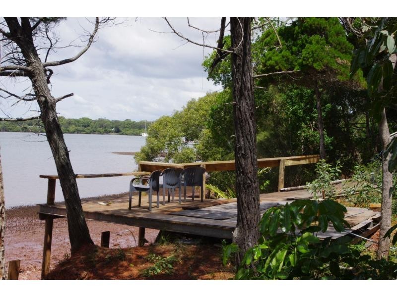 30 Tina Avenue, Lamb Island QLD 4184