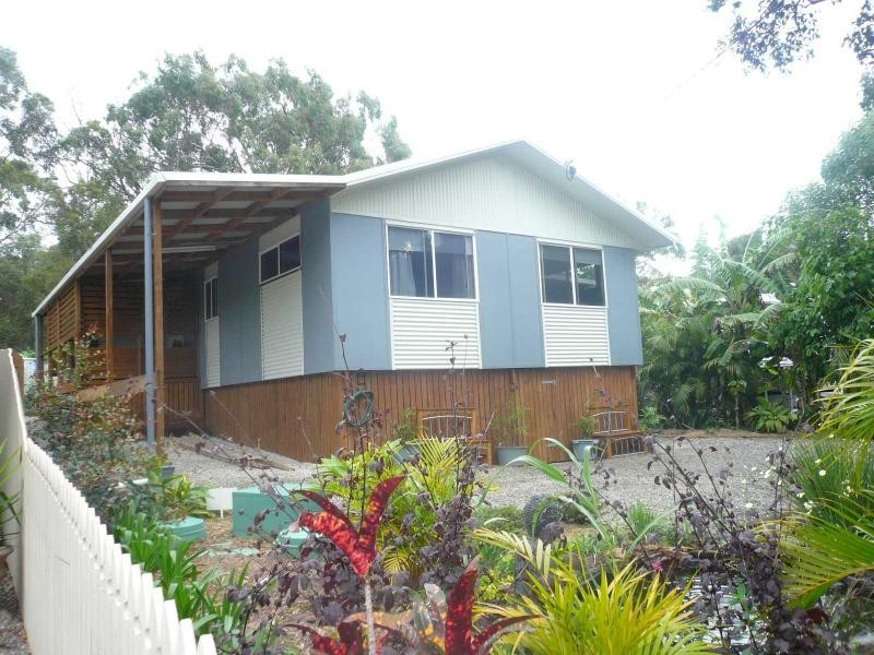 20 Devaney Street, Macleay Island QLD 4184