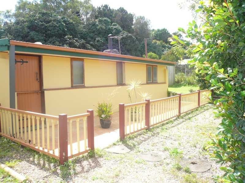 3 Marine Street, Macleay Island QLD 4184