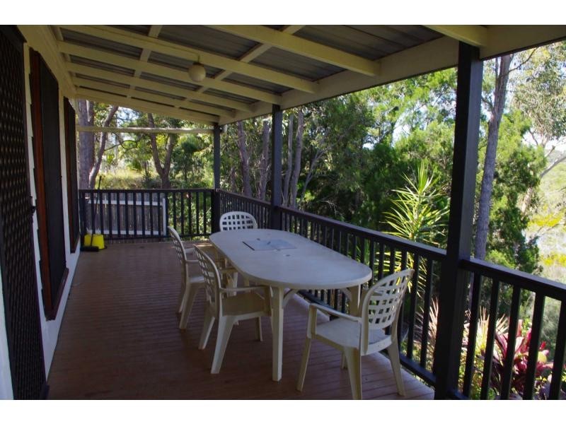 60 Treasure Island Avenue, Karragarra Island QLD 4184