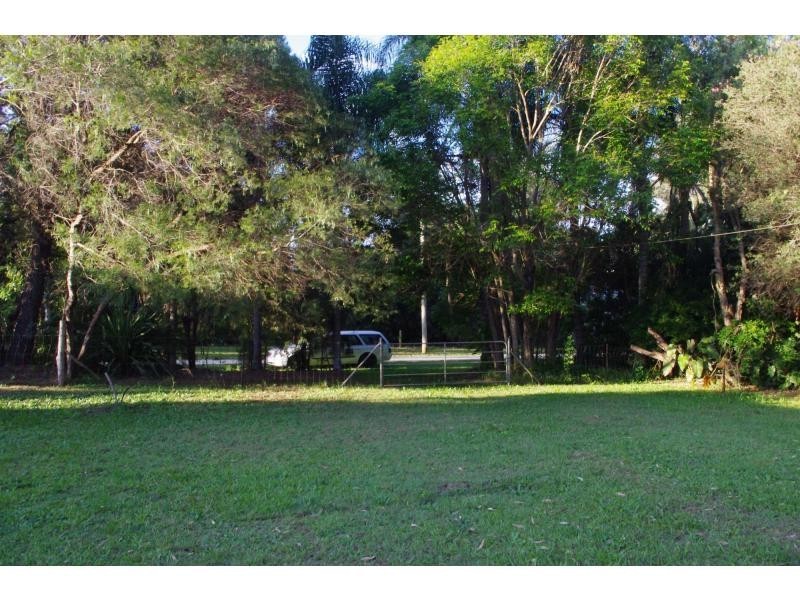 10 Noyes Parade, Karragarra Island QLD 4184