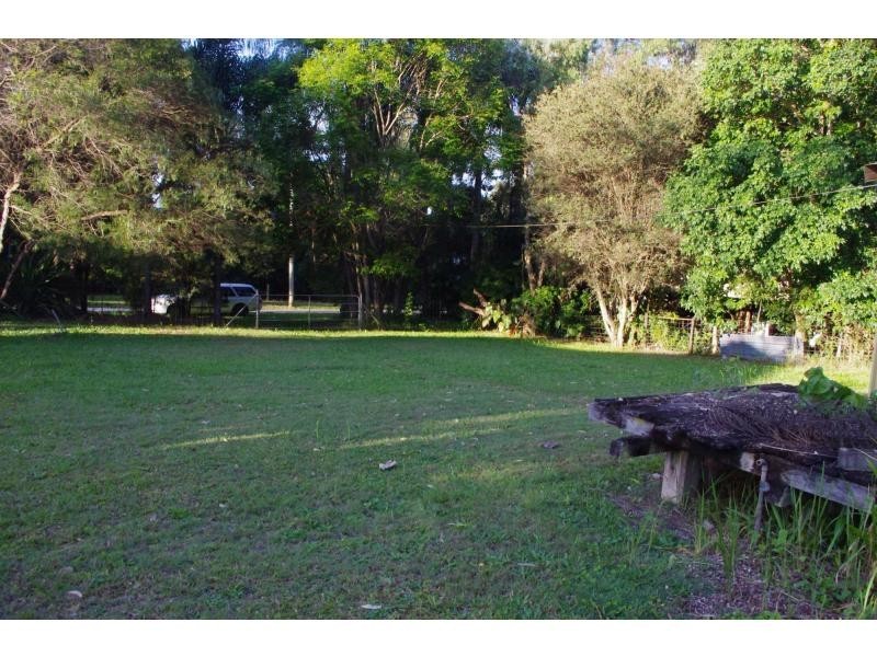 10 Noyes Parade, Karragarra Island QLD 4184