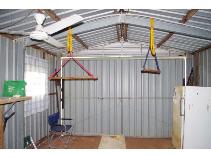 10 Noyes Parade, Karragarra Island QLD 4184