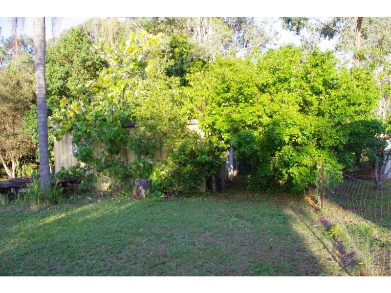 10 Noyes Parade, Karragarra Island QLD 4184