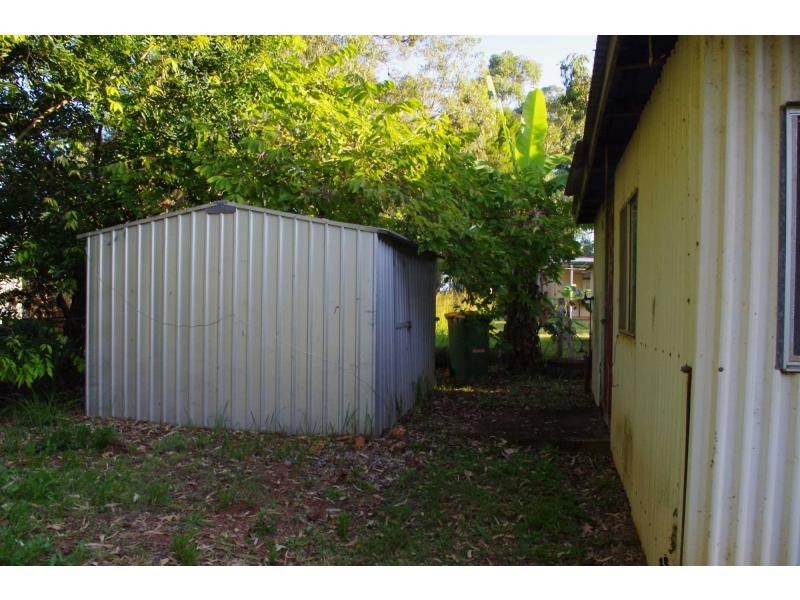 10 Noyes Parade, Karragarra Island QLD 4184