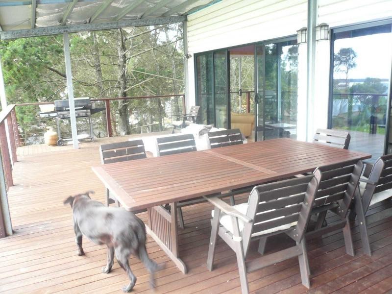 17 Attunga Street, Macleay Island QLD 4184