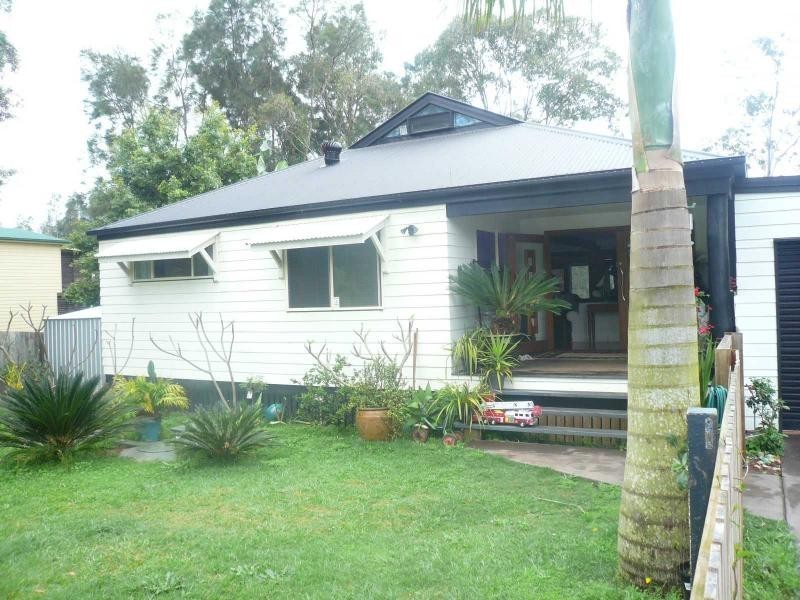 46 Western Road, Macleay Island QLD 4184