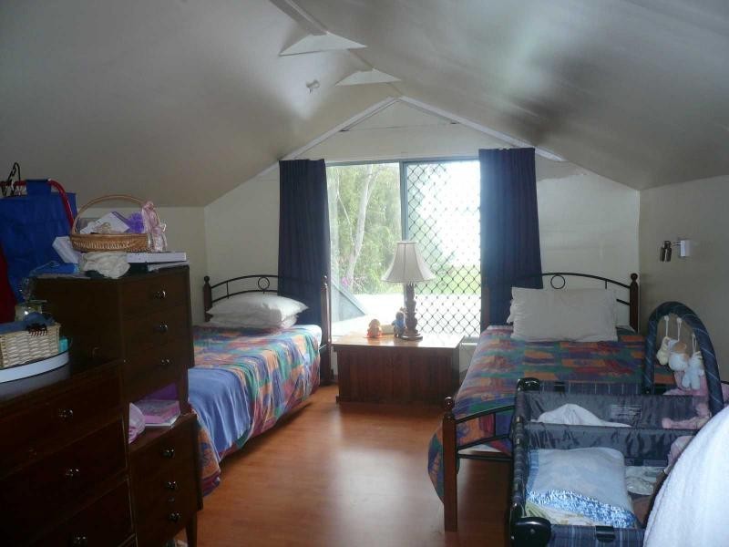 46 Western Road, Macleay Island QLD 4184