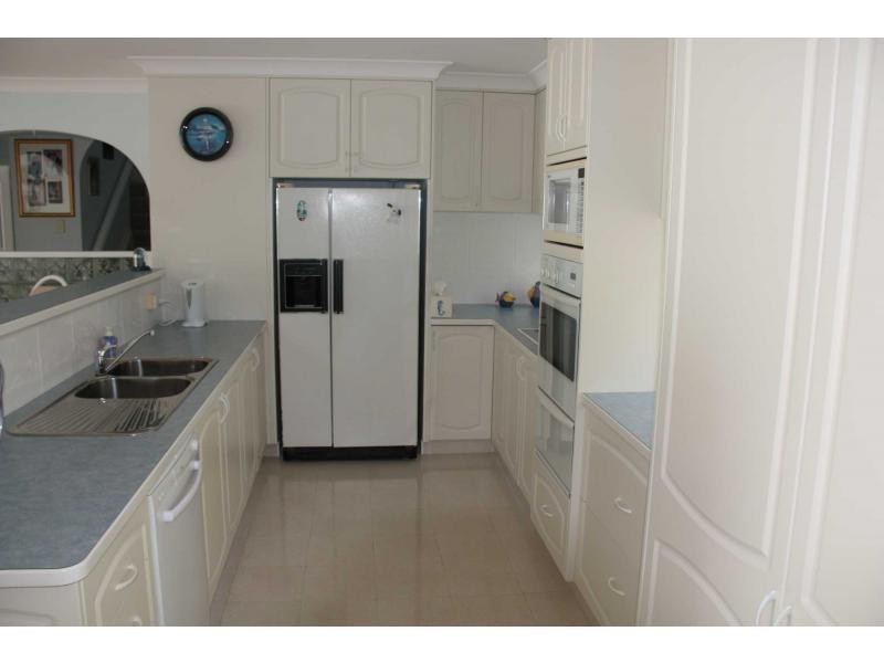 115 Beelong Street, Macleay Island QLD 4184