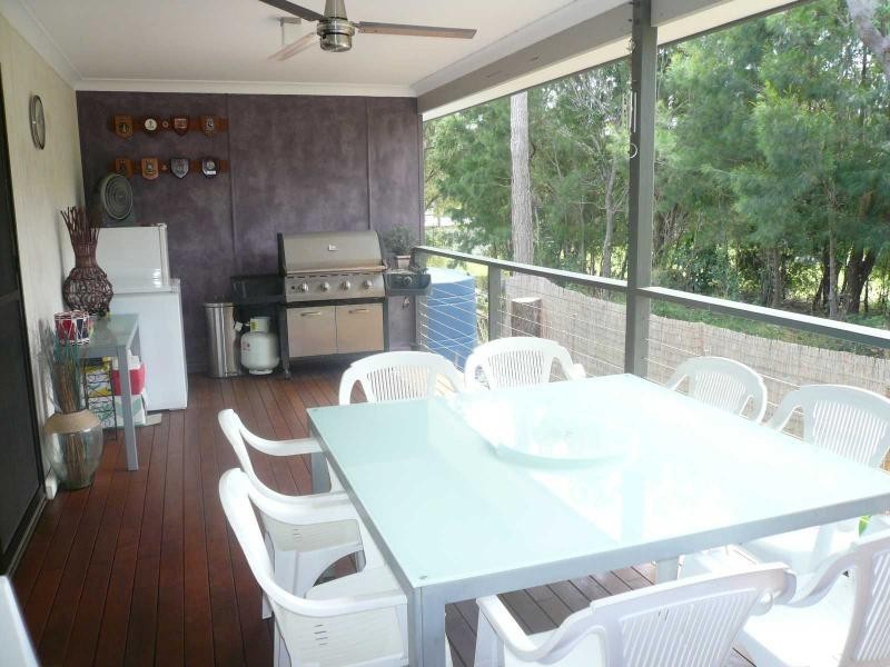9 Sentosa Terrace, Macleay Island QLD 4184