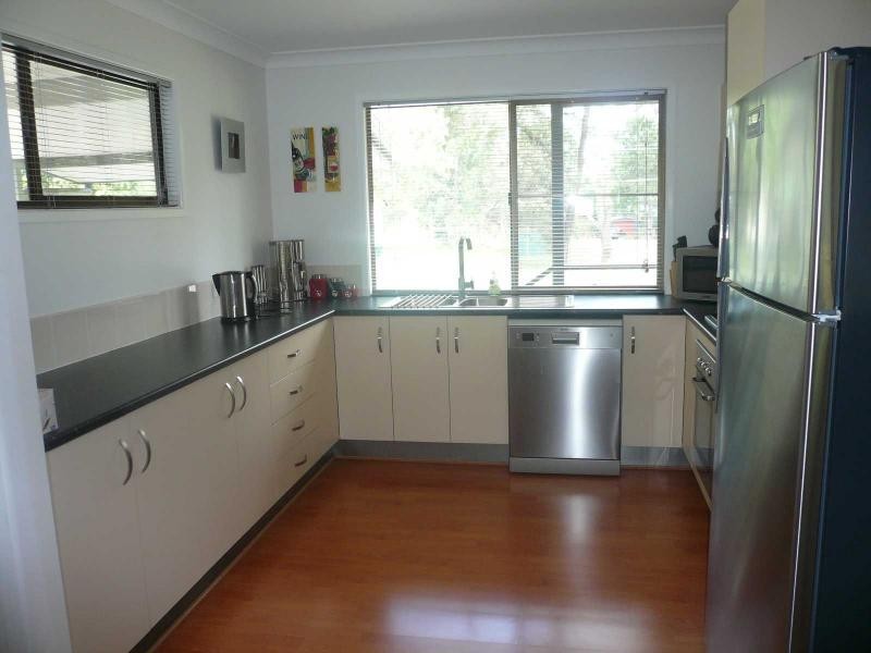 9 Sentosa Terrace, Macleay Island QLD 4184