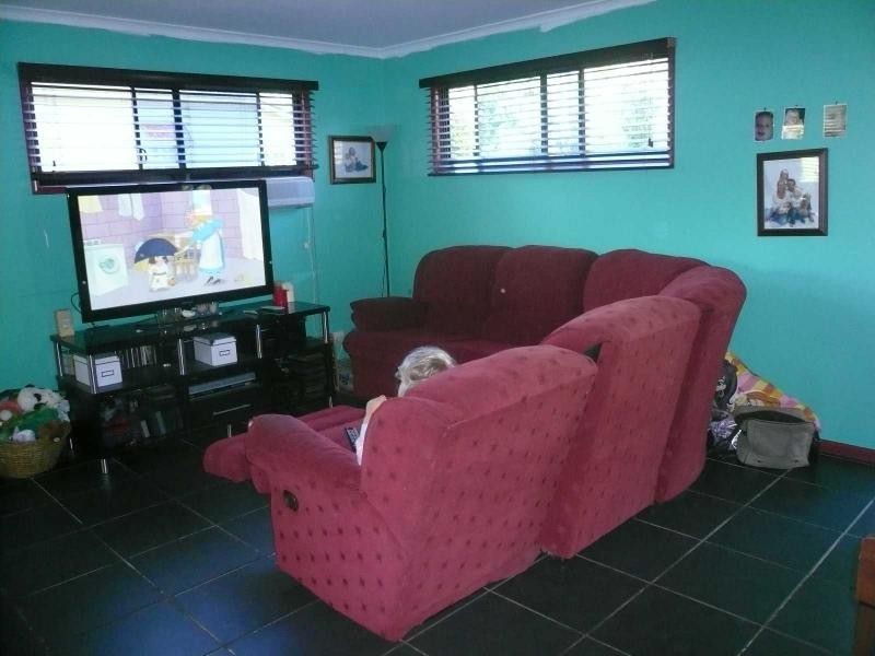 31 Kardinia Street, Macleay Island QLD 4184