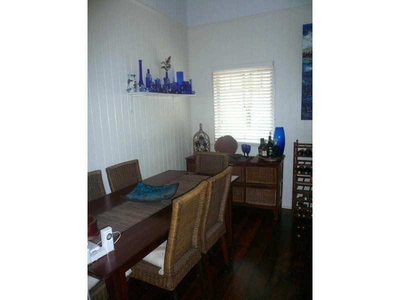 21 Columbia Street, Macleay Island QLD 4184