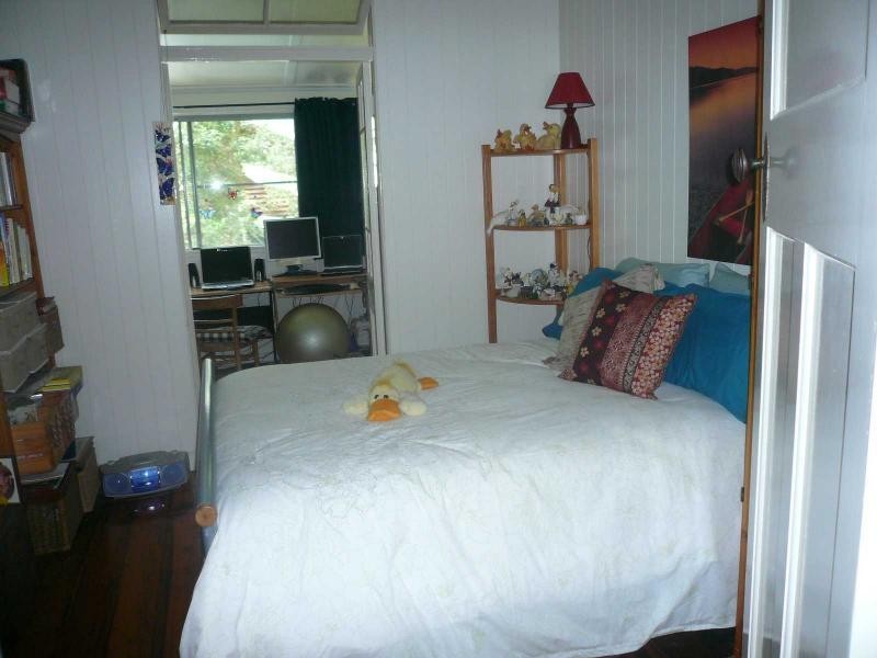 21 Columbia Street, Macleay Island QLD 4184