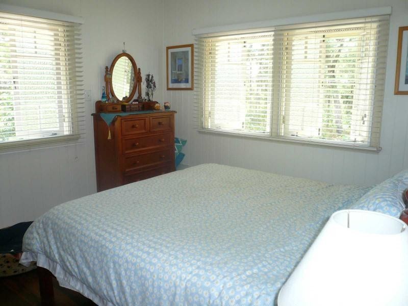 21 Columbia Street, Macleay Island QLD 4184