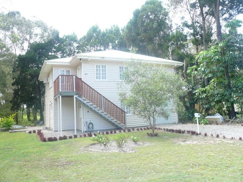 43 Charles Terrace, Macleay Island QLD 4184
