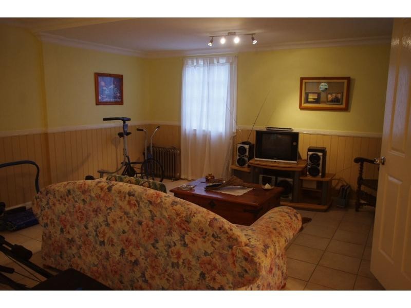 43 Charles Terrace, Macleay Island QLD 4184