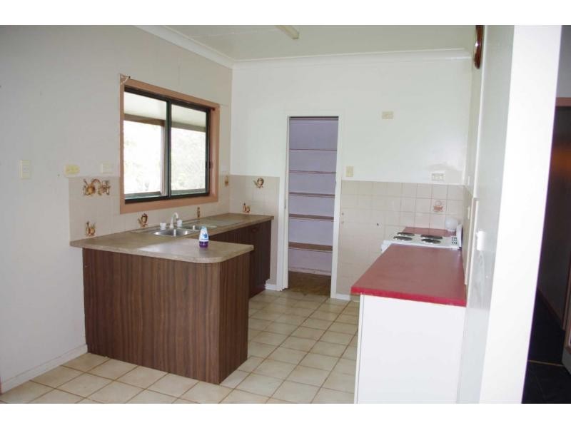 121 Treasure Island Avenue, Karragarra Island QLD 4184