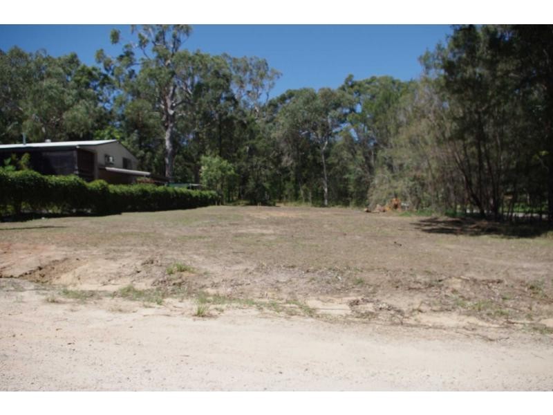 2 Natone Terrace, Macleay Island QLD 4184